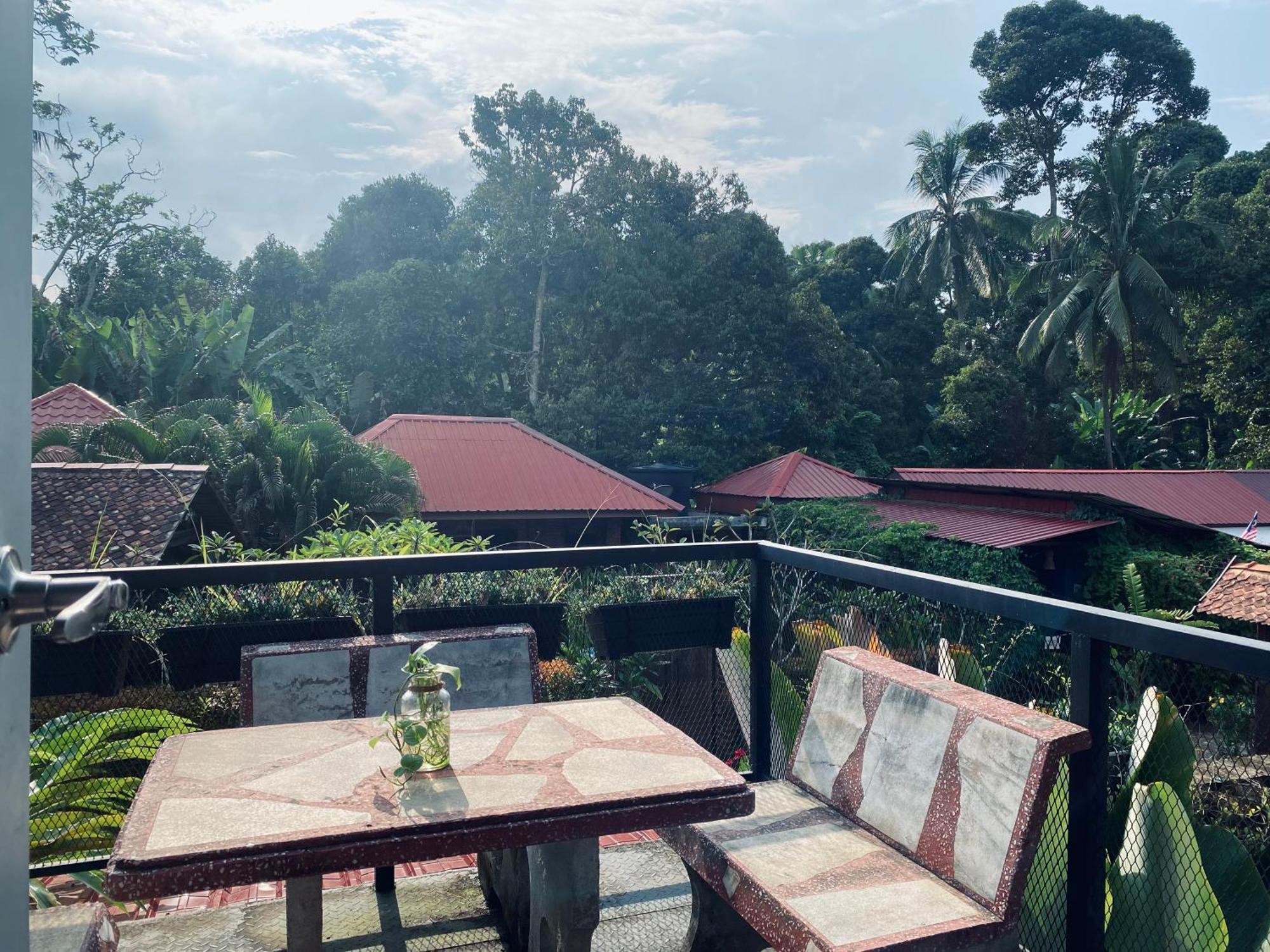 Kebun Puisi Kajang Exterior foto